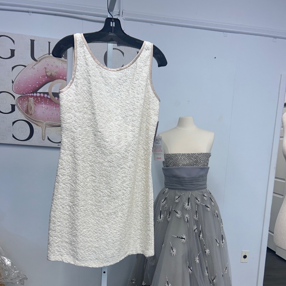 Theia off white mini dress sz6 NWT